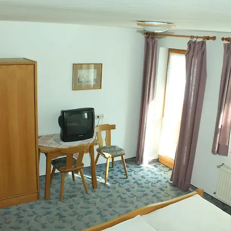 格拉塞尔公寓旅馆